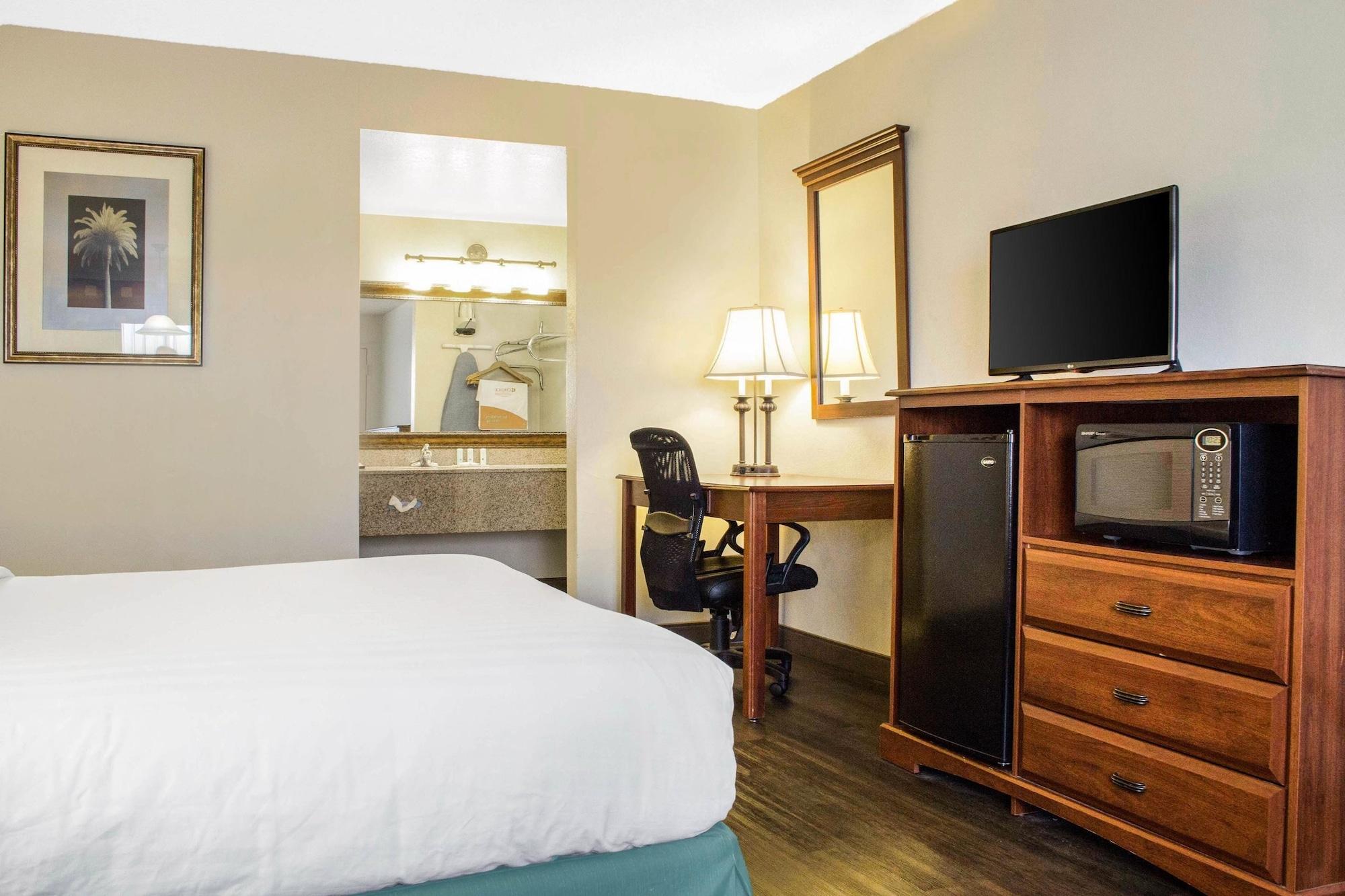 Quality Inn Benson I-10 Exit 304 מראה חיצוני תמונה