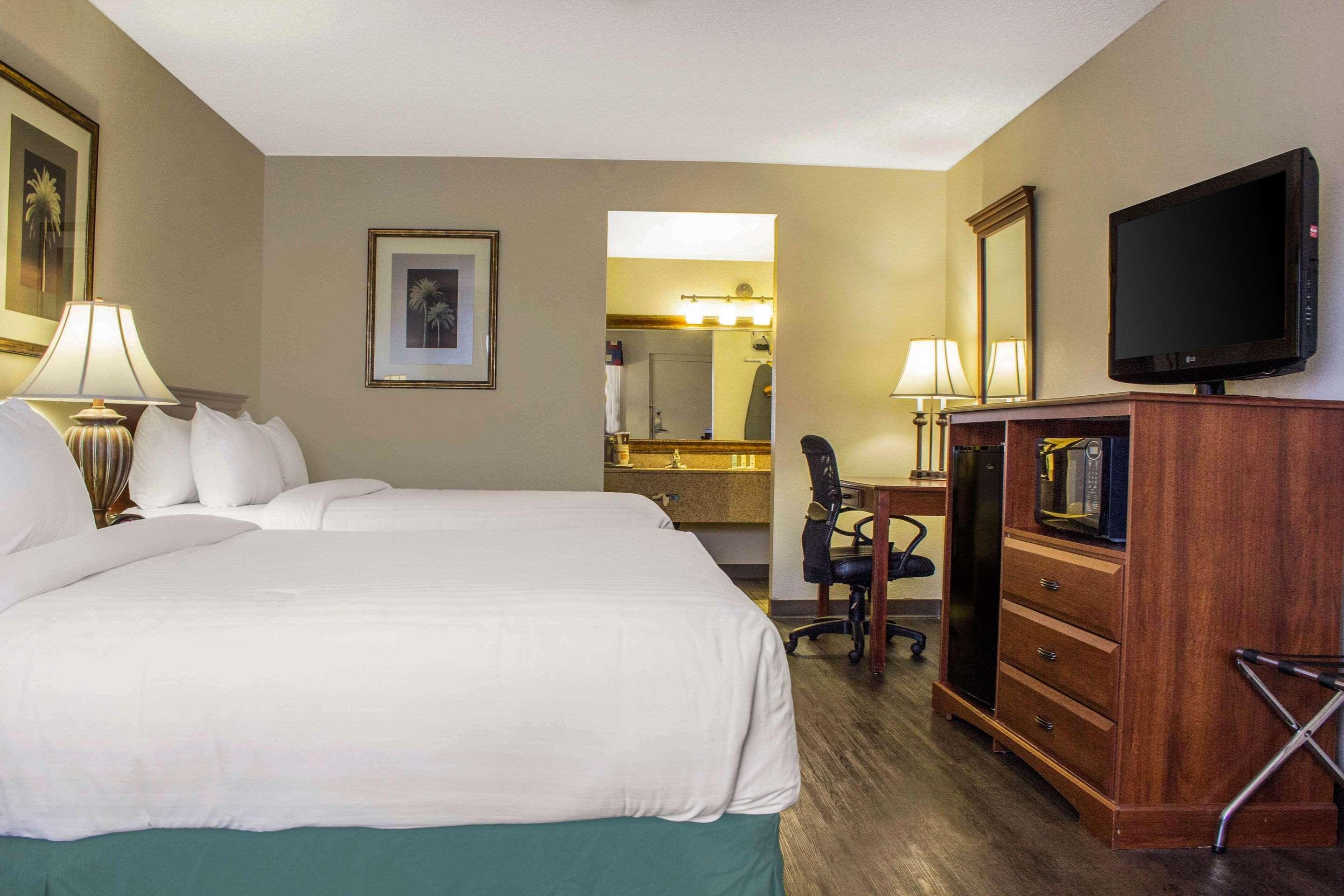 Quality Inn Benson I-10 Exit 304 מראה חיצוני תמונה