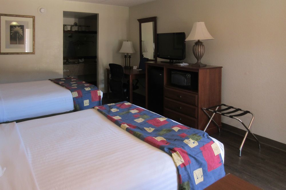 Quality Inn Benson I-10 Exit 304 מראה חיצוני תמונה